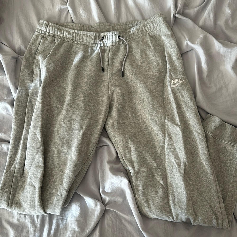 Nike joggers